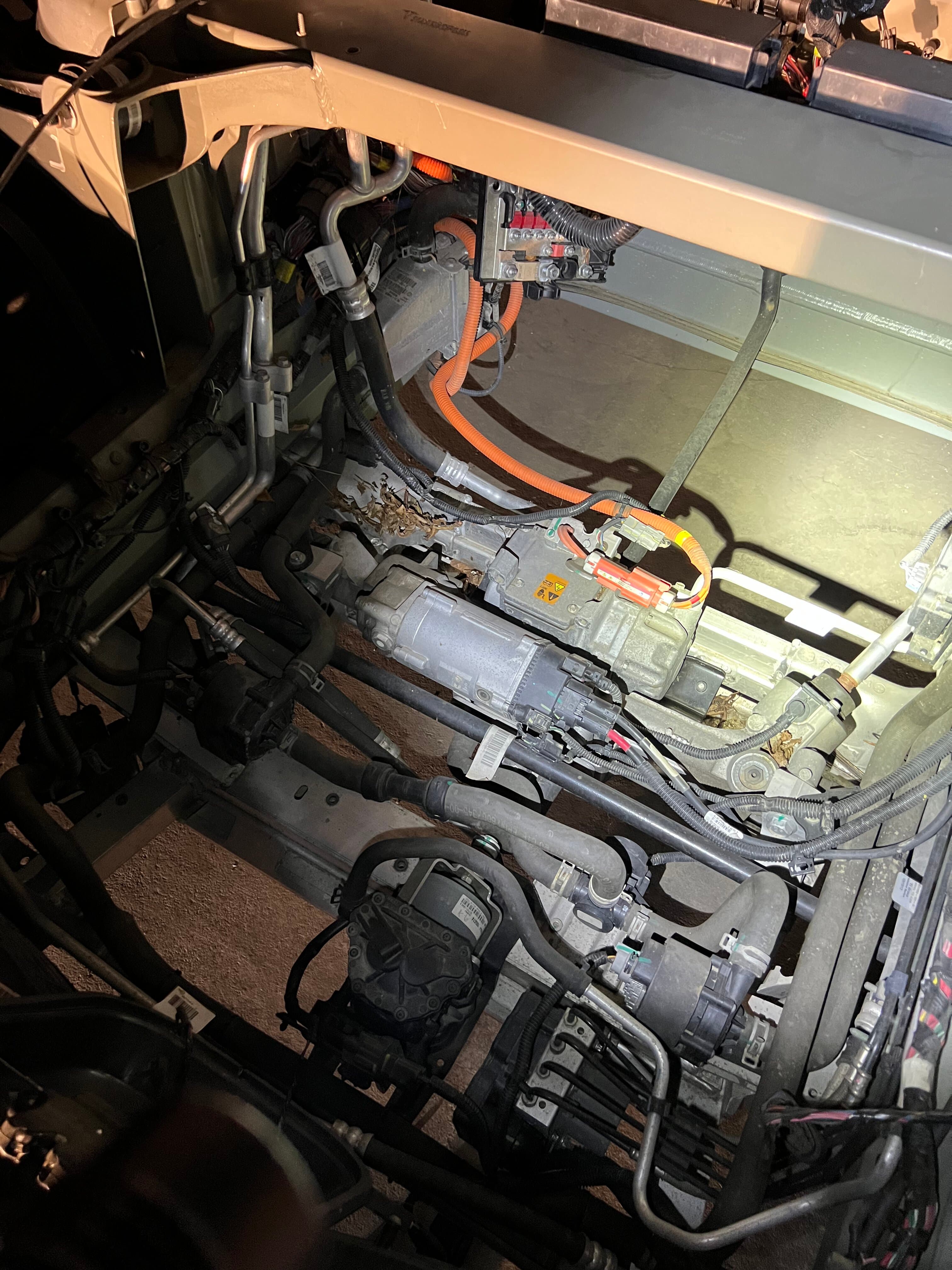 Tesla High-voltage components and units services: - Image 2